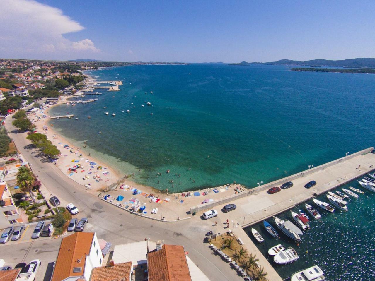 Apartments Fjaka Sveti Filip i Jakov Luaran gambar