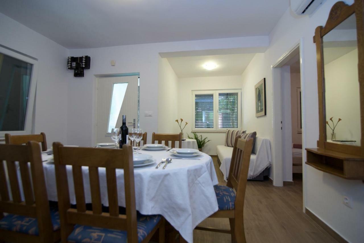 Apartments Fjaka Sveti Filip i Jakov Luaran gambar