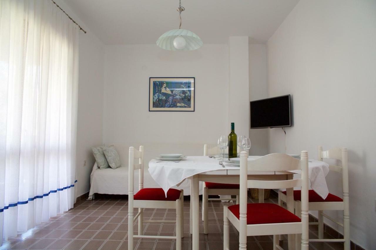 Apartments Fjaka Sveti Filip i Jakov Luaran gambar